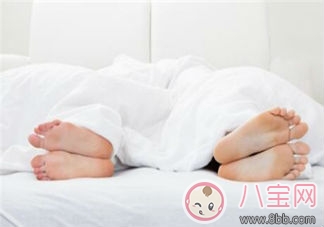產后性冷淡是為什么 夫妻之間如何提高性趣