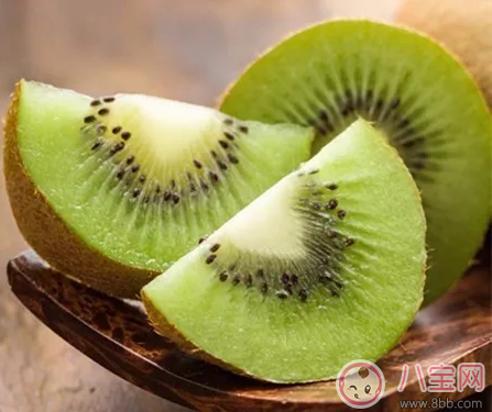 哪些水果孩子最好不吃 哪些水果不適合十歲前孩子吃