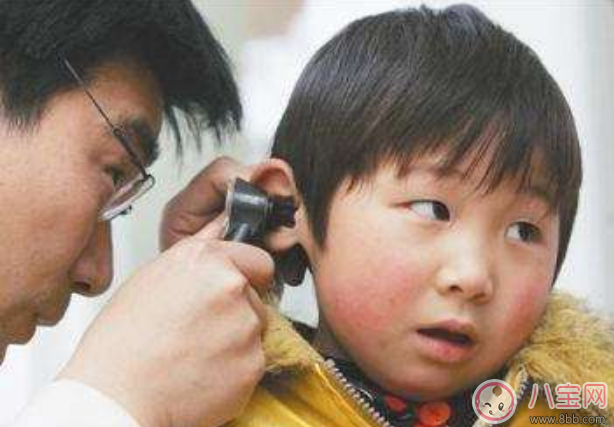 怎么看寶寶是不是中耳炎 寶寶中耳炎有哪些癥狀