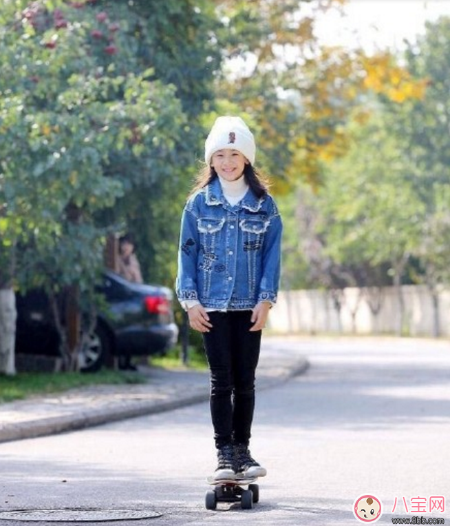 森碟現(xiàn)在長什么樣 田亮女兒森碟最新照片有哪些 森碟現(xiàn)在長什么樣 田亮女兒森碟最新照片有哪些