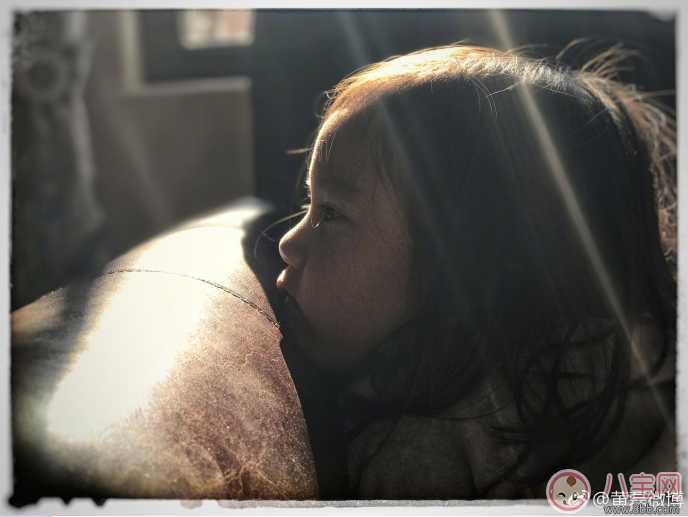 黃磊曬多妹側顏照 為什么現在明星都不曬娃了 黃磊曬多妹側顏照 為什么現在明星都不曬娃了