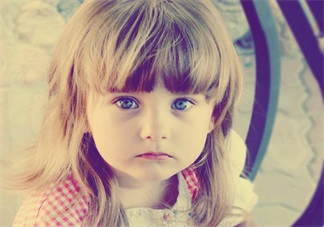 孩子特別內向怎么開導 如何讓孩子開始接觸人群