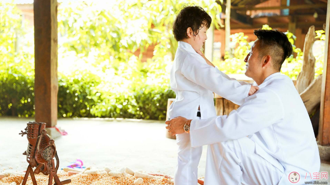 孩子犯錯了應該怎么教導 怎么讓孩子知道錯了