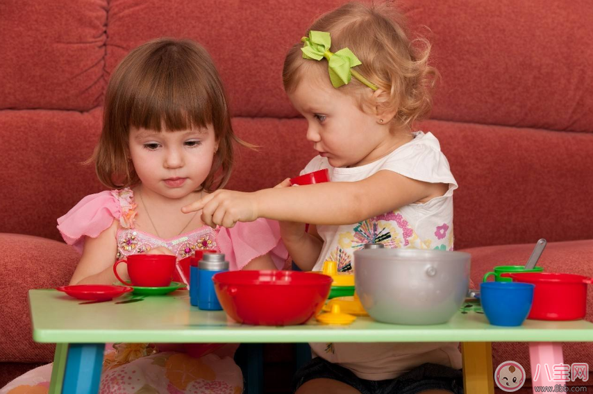 怎么從小就看出孩子的情商很高 孩子情商高有哪些表現(xiàn)