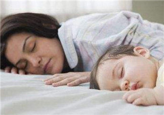 凌晨帶娃醒來發什么朋友圈說說 半夜帶孩子辛苦心情說說短語