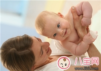 為什么孩子喜歡模仿大人 如何保護孩子居家安全 為什么孩子喜歡模仿大人 如何保護孩子居家安全