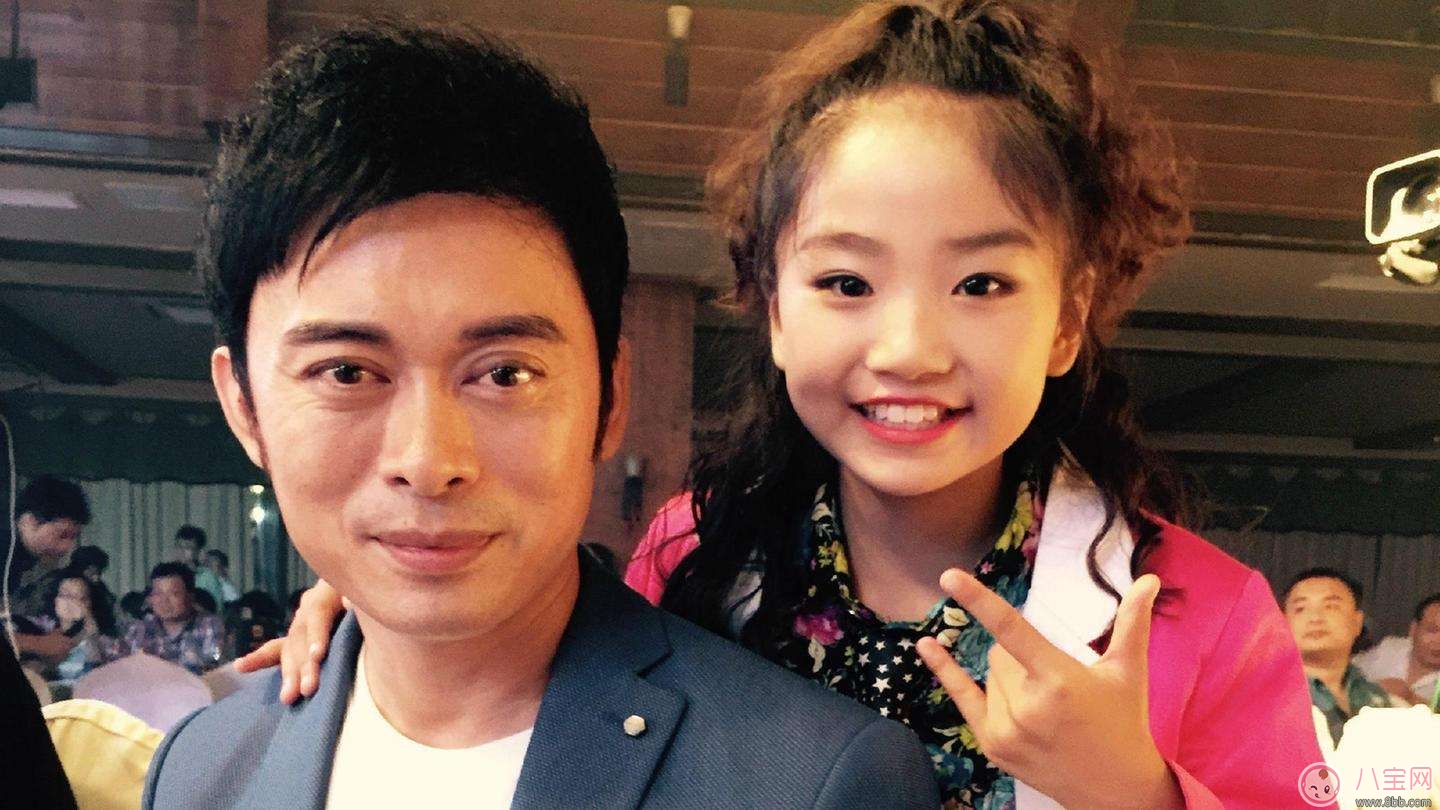 樊少皇女兒在哪里生產的 樊少皇賈曉晨女兒出生多少斤