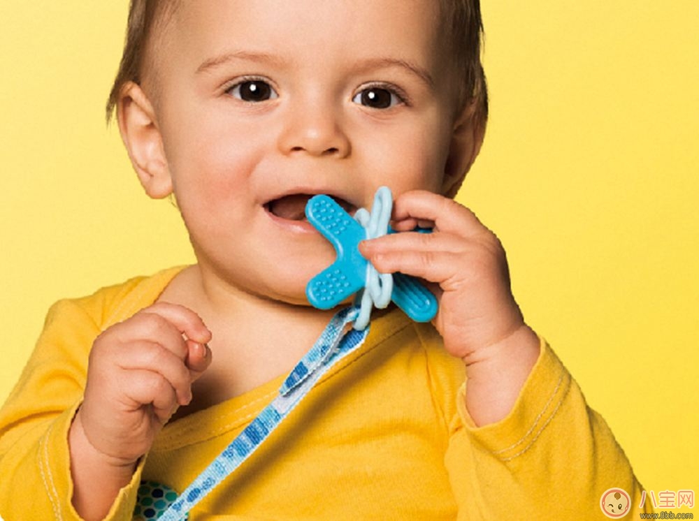 安撫奶嘴到底該不該用 安撫奶嘴什么時候用