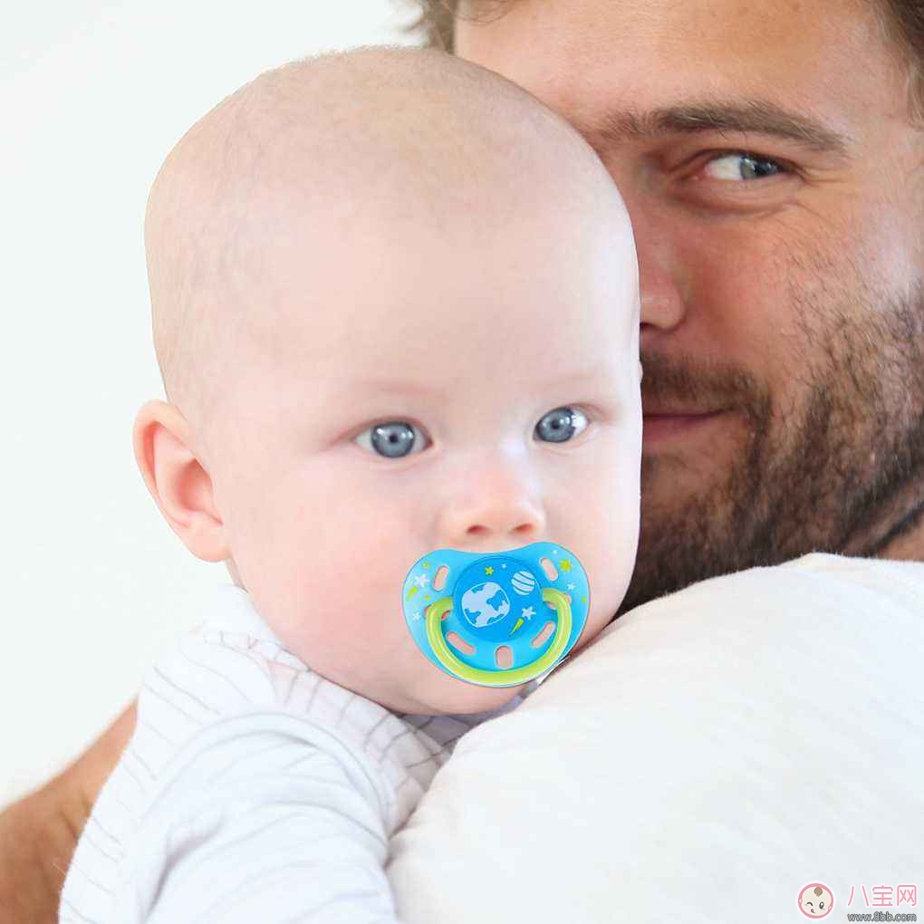 安撫奶嘴到底該不該用 安撫奶嘴什么時候用