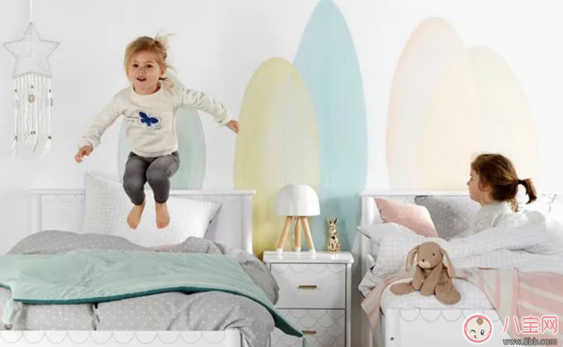 嬰兒車嬰兒床能用二手的嗎 哪些寶寶用品可以用二手的