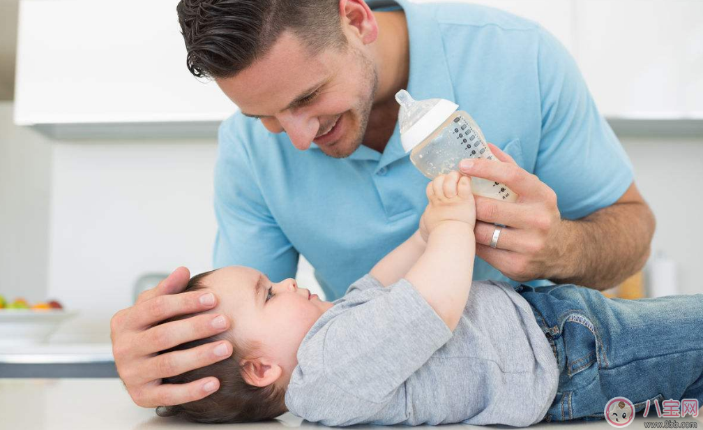 母乳好還是奶粉好 奶粉真的就比母乳差嗎