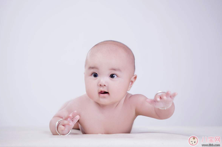 寶寶母乳喂養(yǎng)17天便秘了怎么辦 寶寶吃母乳便秘怎么解決