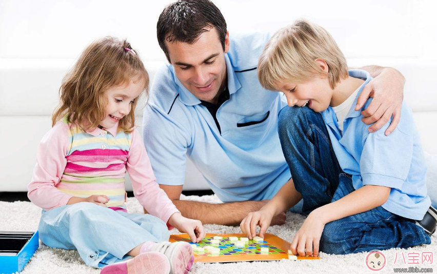 怎么和孩子進(jìn)行溝通 和孩子進(jìn)行溝通就是教育他嗎