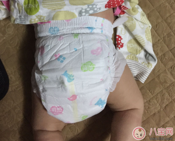 爽然紙尿褲哪個系列好 爽然藍色超透氣和綠色超薄干爽哪個好 爽然紙尿褲哪個系列好 爽然藍色超透氣和綠色超薄干爽哪個好