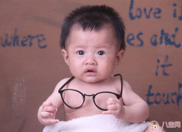 寶寶視覺發育培養要注意什么 兒童視覺發育的關鍵期是什么時候 寶寶視覺發育培養要注意什么 兒童視覺發育的關鍵期是什么時候