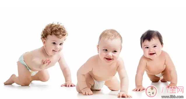 寶寶學(xué)爬時(shí)要注意什么 一個(gè)人教寶寶爬行訓(xùn)練方法 寶寶學(xué)爬時(shí)要注意什么 一個(gè)人教寶寶爬行訓(xùn)練方法