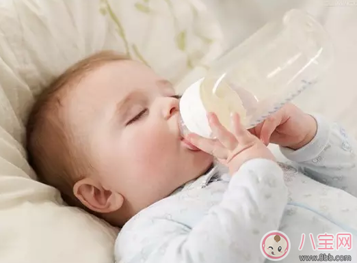 如何正確解凍母乳 在冬天正確給寶寶溫奶的方法有哪些