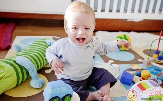 孩子特別黏人是不是因?yàn)闆](méi)有安全 孩子特別黏人的原因是什么