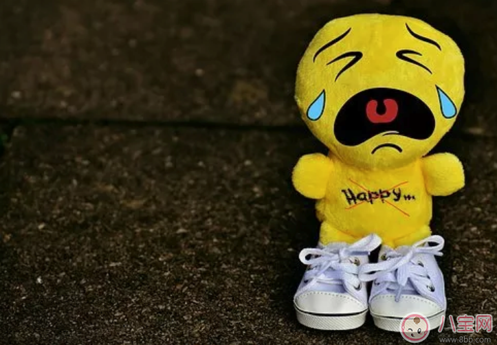 孩子哭著咳著就吐了正常嗎 寶寶嘔吐后應該怎么做 孩子哭著咳著就吐了正常嗎 寶寶嘔吐后應該怎么做