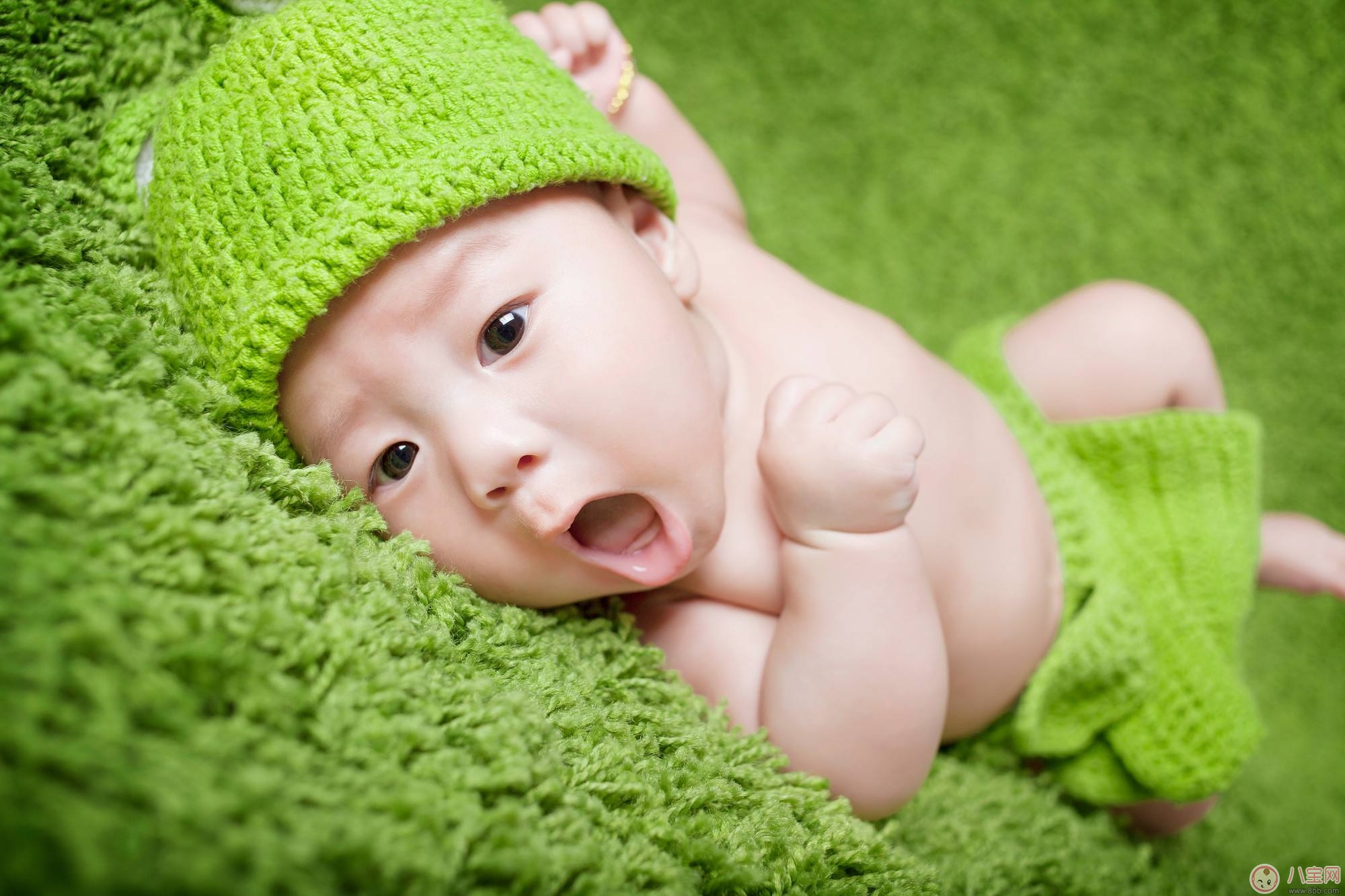 孩子滿月說說短語朋友圈  寶寶滿月如何發說說朋友圈