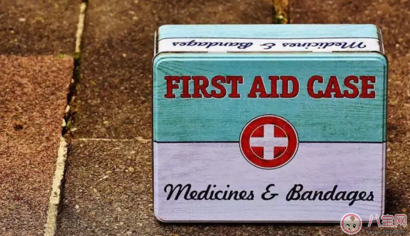 孩子發燒能捂汗退燒嗎  寶寶發燒應該如何處理