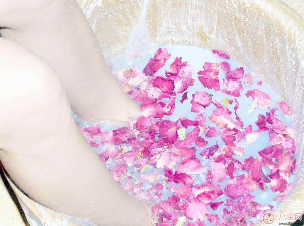 產(chǎn)后怎么進行中藥足療  產(chǎn)后泡腳用什么中藥