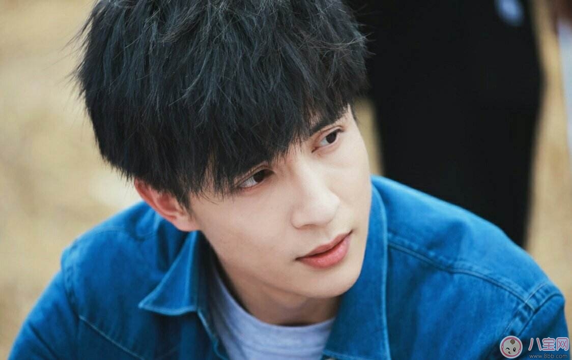 薛之謙曾承若35歲當(dāng)?shù)?高磊鑫的年紀(jì)是不是生育的黃金期