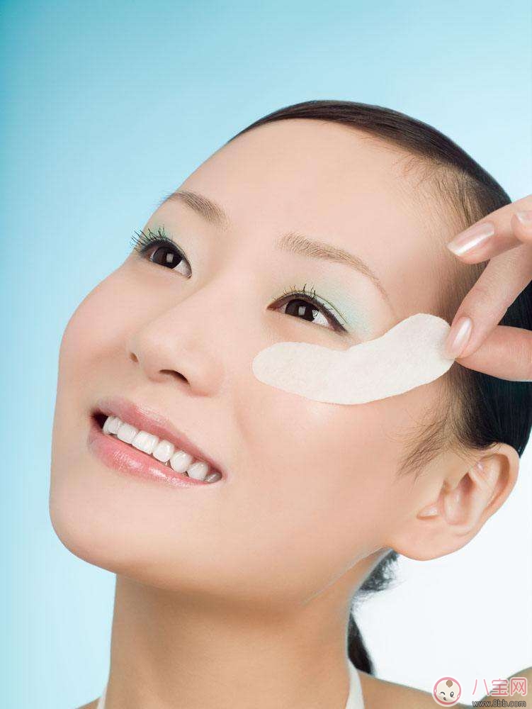 產(chǎn)后眼部怎么抗衰老  產(chǎn)后黑眼圈眼袋如何護理