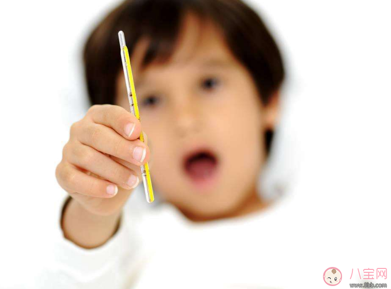 孩子發燒后馬上喂藥好不好 孩子發燒怎么退燒 孩子發燒后馬上喂藥好不好 孩子發燒怎么退燒