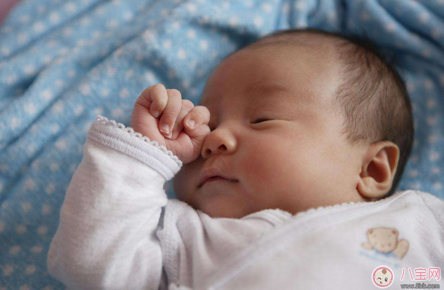 寶寶一個月說說朋友圈怎么寫 關于一個月寶寶的說說心情句子