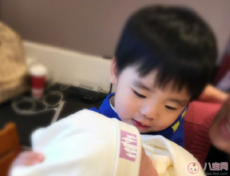 快女黃英女兒叫什么名字 黃英女兒小名叫什么