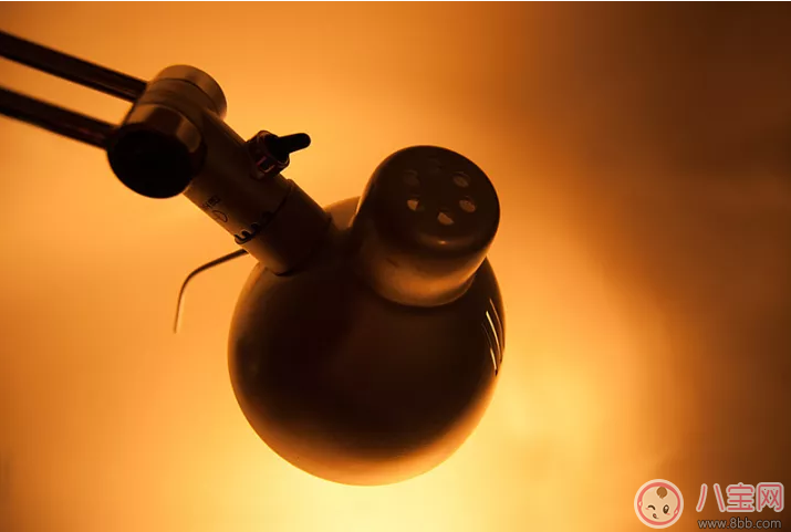 孩子的文具應該怎么選 怎么讓文具對孩子沒有危險