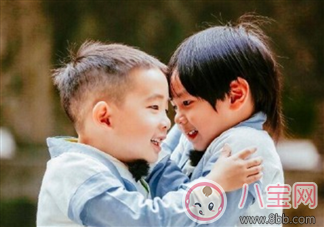 Max捧臉殺是什么   Max與Jasper為什么越來越默契