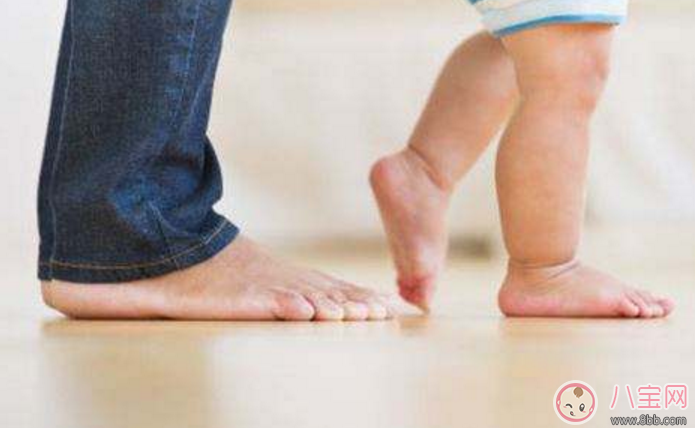 寶寶會走路了怎么寫說說朋友圈 寶寶會走路了高興說說心情祝福語