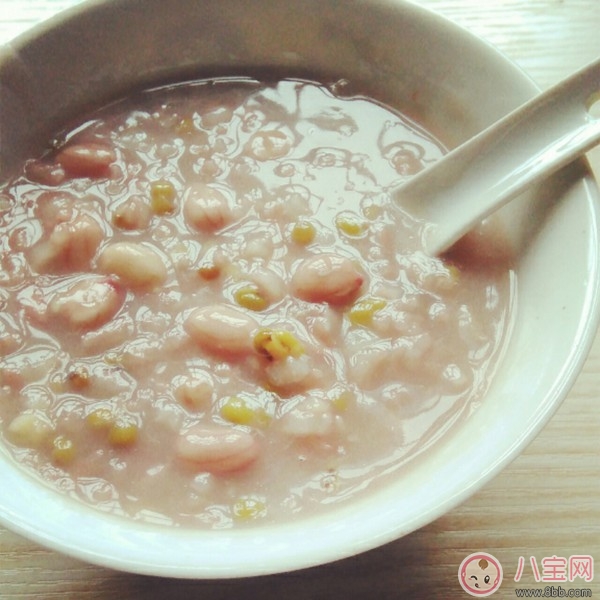 產(chǎn)后哺乳吃什么奶水多 食療解決產(chǎn)后沒(méi)乳問(wèn)題