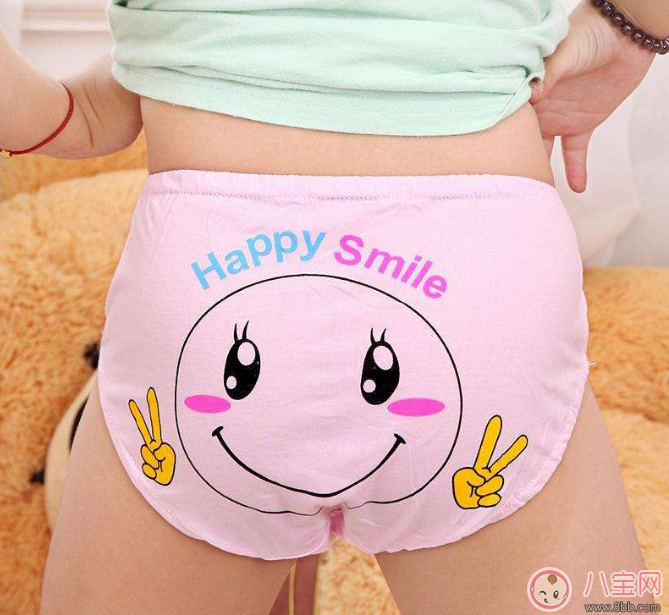寶寶內褲大小怎么選擇 怎么給孩子選擇適合他的內褲