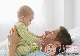 孩子會叫爸爸激動說說朋友圈 孩子叫爸爸體驗心情說說朋友圈 孩子會叫爸爸激動說說朋友圈 孩子叫爸爸體驗心情說說朋友圈