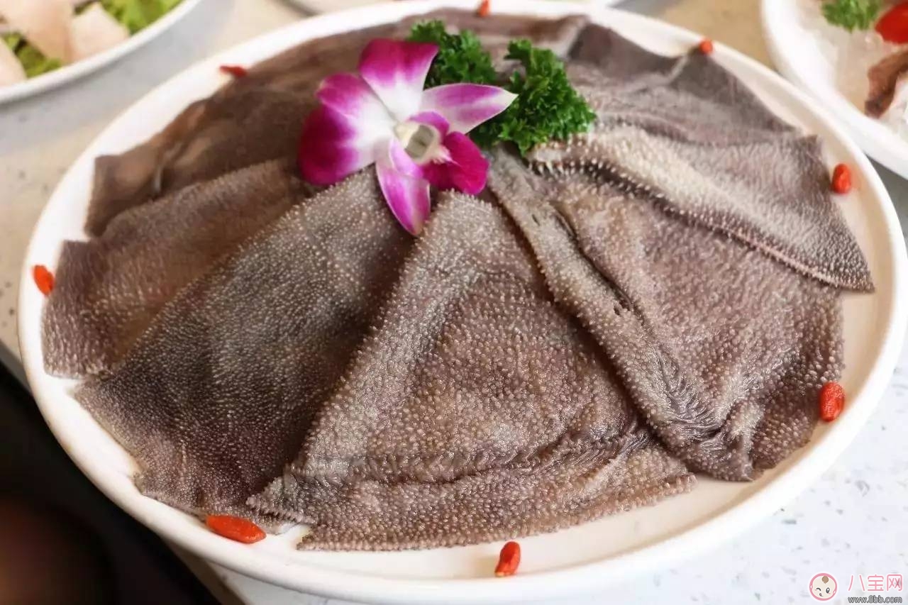 冬季天氣冷就要去吃火鍋 吃火鍋必須點的菜