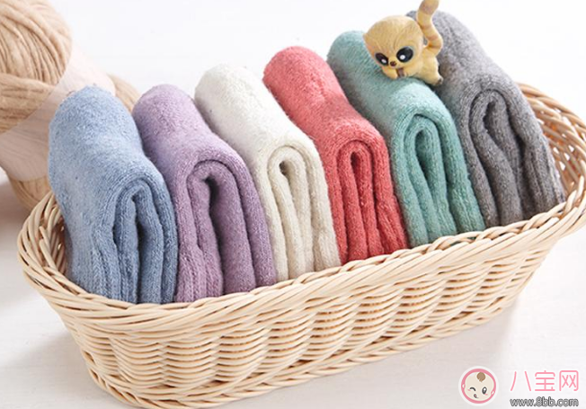 寶寶冬天鞋子大一碼好不好 寶寶冬天適合穿羊毛襪嗎