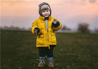 冬天寶寶穿什么鞋保暖 寶寶冬天鞋子怎么選