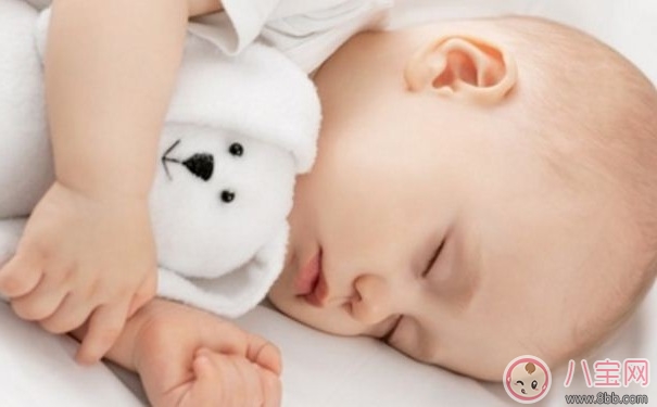 寶寶晚上不睡覺總是醒怎么辦  孩子晚上總是醒什么原因