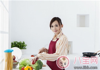 產后飲食應該注重營養還是熱量 怎么吃營養又健康 產后飲食應該注重營養還是熱量 怎么吃營養又健康