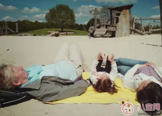 小孩上早教班能鍛煉社交能力嗎 3歲以前的孩子怎么學習人際交往