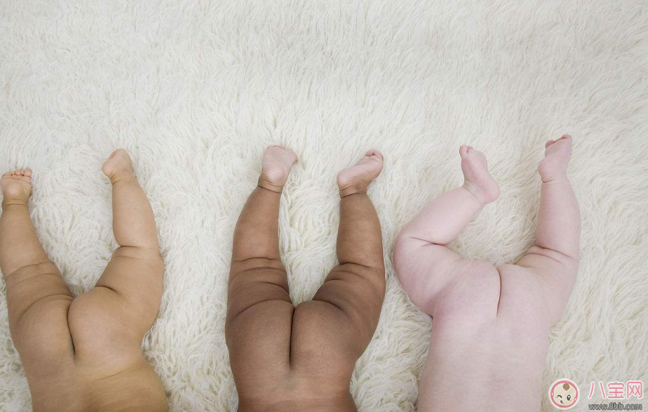 經常換紙尿褲還是會紅屁屁是什么原因 勤換紙尿褲紅屁屁是紙尿褲的原因嗎 經常換紙尿褲還是會紅屁屁是什么原因 勤換紙尿褲紅屁屁是紙尿褲的原因嗎