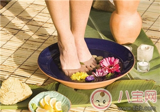 孕婦可以用白醋泡腳嗎   孕婦用白醋泡腳好不好