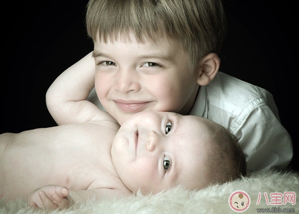 2018備孕生二胎有哪些風(fēng)險(xiǎn) 備孕生二胎要做哪些檢查 2018備孕生二胎有哪些風(fēng)險(xiǎn) 備孕生二胎要做哪些檢查