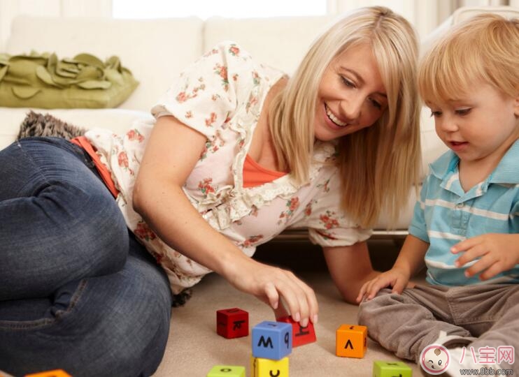 孩子受了委屈怎么辦 孩子幼兒園受了委屈家長怎么說