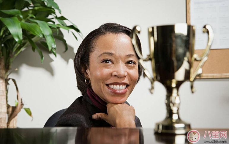 今天是2018年第一天上班祝福語說說 2018年第一天上班勵志說說朋友圈 今天是2018年第一天上班祝福語說說 2018年第一天上班勵志說說朋友圈