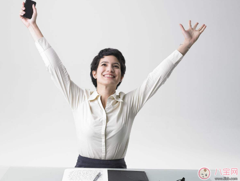 今天是2018年第一天上班祝福語說說 2018年第一天上班勵志說說朋友圈 今天是2018年第一天上班祝福語說說 2018年第一天上班勵志說說朋友圈