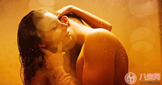 經(jīng)期同房會不會懷孕 經(jīng)期同房懷孕幾率有多大